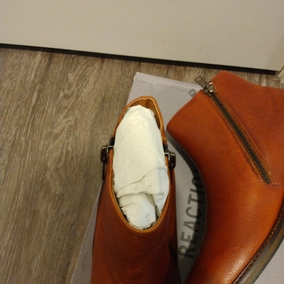 reaction kenneth cole men's chukka boots - Picture 5 of 7